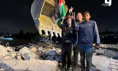 الاحتلال يجبر عائلة برقان على استكمال هدم منزلهم في “رأس العامود”