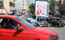 شرطي ينظم المرور في غزة