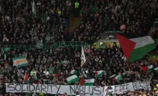 كيف تضامنت جماهير نادي سلتيك الاسكتلندي مع فلسطين ونابلس