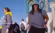 مستوطِنة ترقص في باحات الأقصى