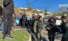 شاهد/ إصابات واعتقالات خلال تصدي أهالي سلوان لاستيلاء الاحتلال على أرض الحمرا بالقدس