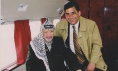 نبيل عمرو مع أبو عمار