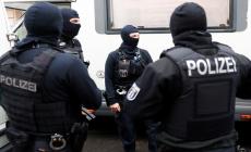 ألمانيا.. مجرم ينفذ جريمة قتل ويهرب بطريقة هوليودية