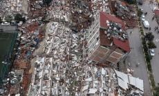 اثار الزلزال