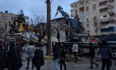 آثار الزلزال