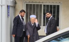 الشيخ عكرمة صبري ومحامييه