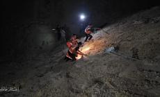 البحث عن مفقودين في الرمال