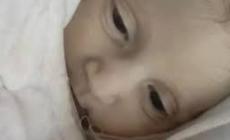 البرد القارس يقتل الأطفال الرضع بخيام النازحين