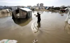 الدفاع المدني في غزة يحذر من العواصف والأمطار الغزيرة