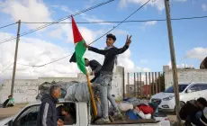 نازحو غزة ينتظرون العودة إلى الشمال والاحتلال يحاول وضع العراقيل