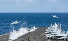 أنصار الله تعلن استهداف حاملة الطائرات ترومان  وأمريكا تعترف بسبقوط طائرة مقاتلة