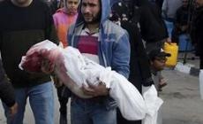 جيش الاحتلال يرتكب مجزرة بحق نازحين في خان يونس: 10 شهداء بينهم نساء وأطفال