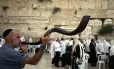 حماس تدعو للنفير وحماية المسجد الأقصى من دعوات اقتحام المستوطنين