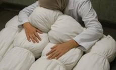 آلاء النجار تودع أطفالها