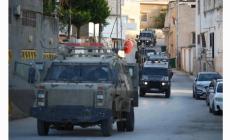 قوات الاحتلال تواصل اقتحام مخيم عسكر الجديد شرق نابلس