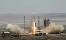 إيران تؤكد تمسكها بحقها النووي وتعلن جاهزيتها لأي مواجهة عسكرية