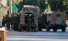 الاحتلال يعتقل العشرات خلال اقتحامات متفرقة في مدن الضفة الغربية