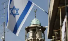 مشروع قانون يقيّد رفع الأذان في مساجد القدس