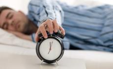 قيلولة قصيرة يمكن أن تعوض قلة النوم