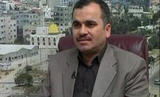 كاتب فلسطيني 