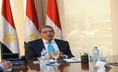 عمرو الجارحي أكد أنه لمواجهة العجز يستلزم أن تقوم الحكومة بوضع استراتيجية متكاملة 