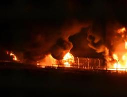 صورة من الحريق الذي اندلع بالأمس بمعبر كرم أبو سالم