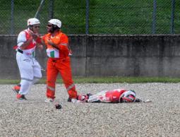 لحظة سقوط بيرو