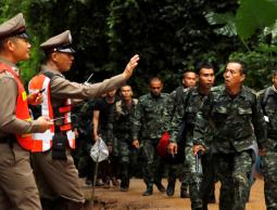 فريق الإنقاذ المكلف