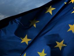 الاتحاد الأوروبي يحذر من اندلاع حرب على غزة