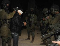 اعتقال عدد من المواطنين في مداهمات ليلية بالضفة