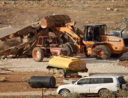 الاحتلال يهدم 7 منشآت سكنية بالأغوار الشمالية