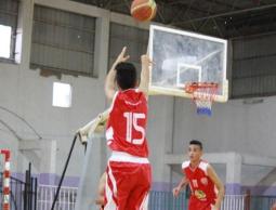 جانب من أحد مباريات دوري السلة