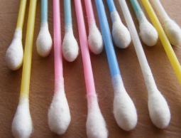 عيدان الأذن ليست صحية