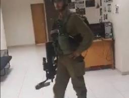 صورة من الاقتحام