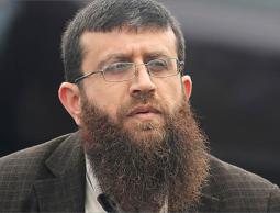 عدنان تحرر قبل شهر ونصف تقريباً بعدما حقق انتصاراً