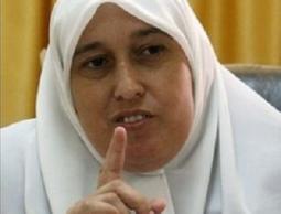 النائبة منى منصور