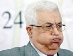 عباس يلوح بالاستقالة