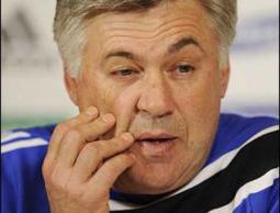 المدرب انشيلوتي 