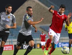 جانب من مباراة سابقة بين الطرفين