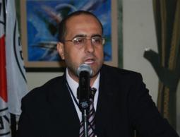 الأسير رأفت حمدونة مدير المركز