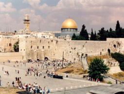 الاحتلال يحاول صنع نكبة جديدة كالتي أحدثها قبل 64 عاما