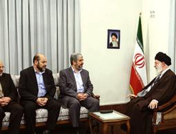 خالد مشعل يلتقي خامنئي(أرشيف)