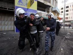 نقابة الصحافيين تدين بشدة اعتداء أجهزة الضفة على الصحافيين