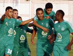 سعيد السباخي في المنتصف