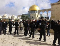 قوات الاحتلال في باحات المسجد الاقصى (الأرشيف)