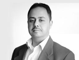 الكاتب والمحلل السياسي وسام عفيفة