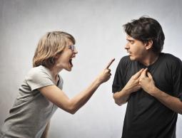 نساء مصر الأوائل عالميا في ضرب الأزواج