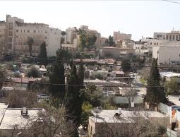 تخوض عائلة الصباغ وعشرات العائلات في حي الشيخ جراح، صراعا قضائيا في محاكم الاحتلال