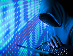 هآرتس: شباب غزة يكسرون حصار اسرائيل بالمجال الرقمي