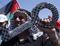 اللاجئون أول المستهدفين في صفقة القرن